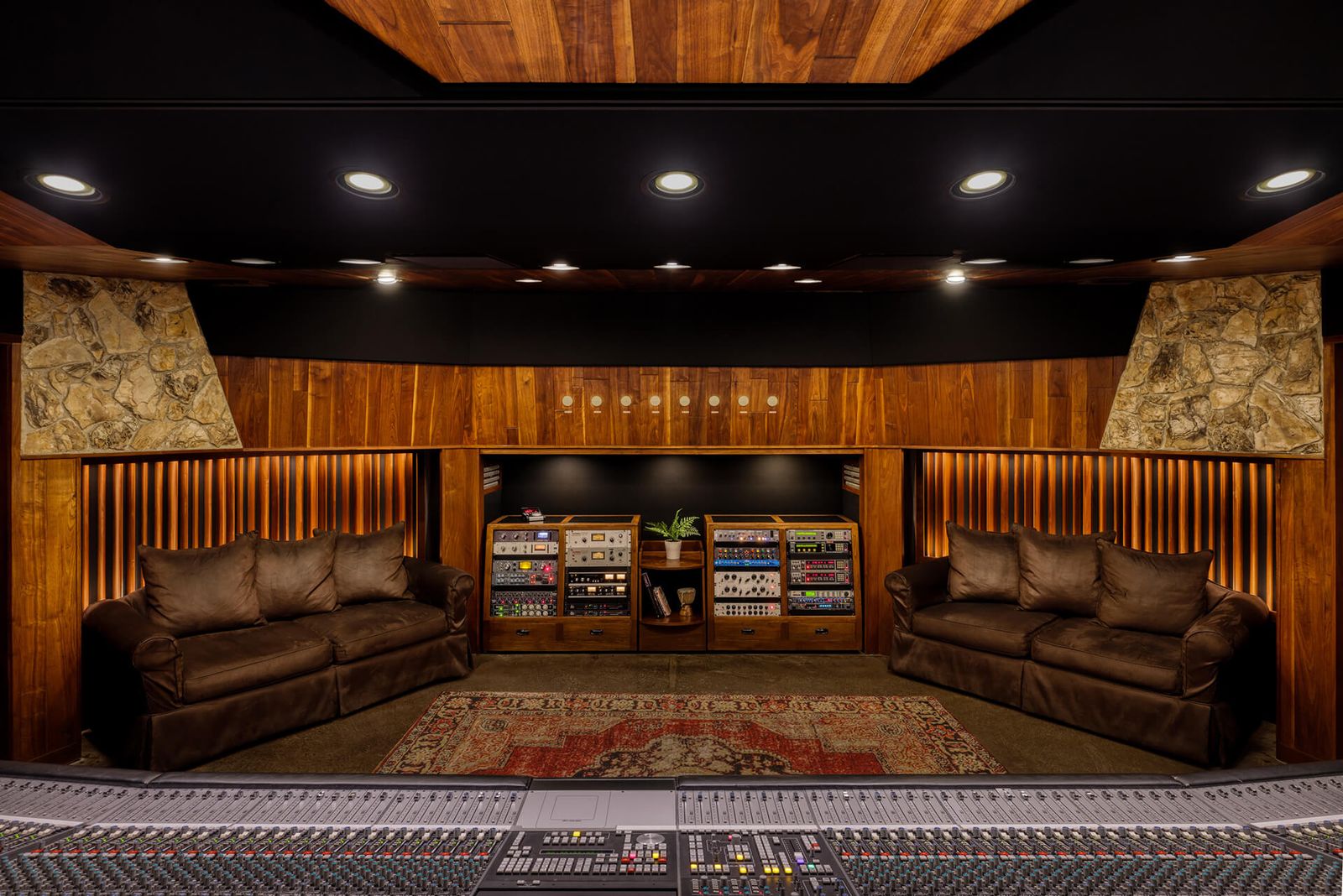 Control Room Del Estudio A (Vista Posterior)