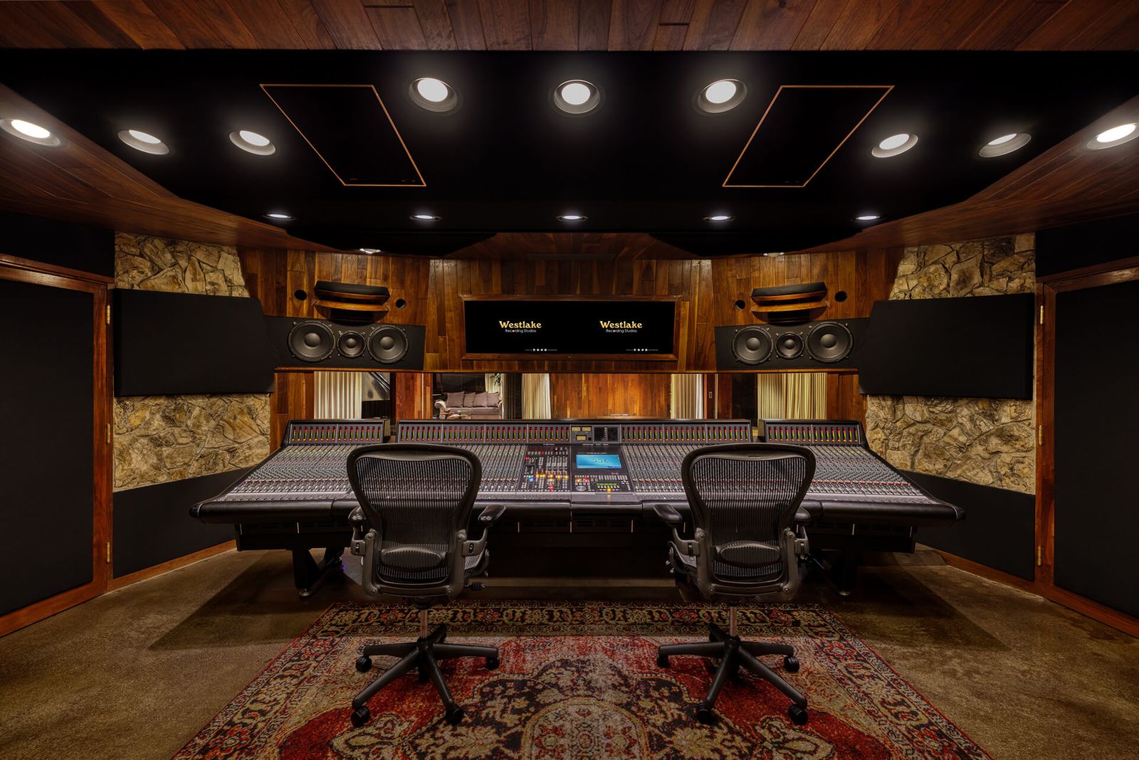 Control Room Del Estudio A (Vista Frontal)